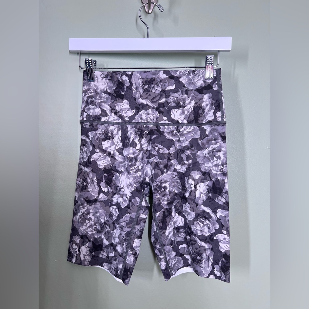 NWOT Aerie Floral Biker Shorts- Sz: M